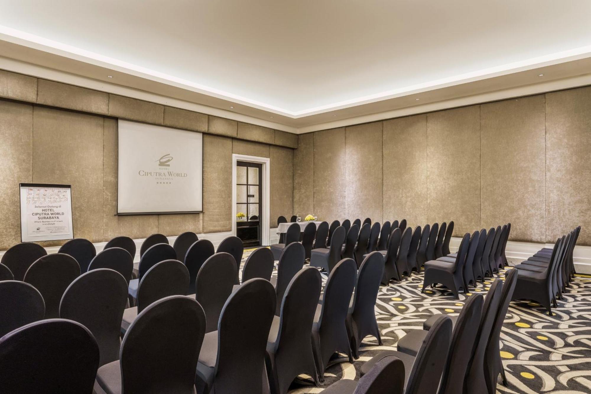 Hotel Ciputra World Surabaya Managed By Swiss-Belhotel International Kültér fotó