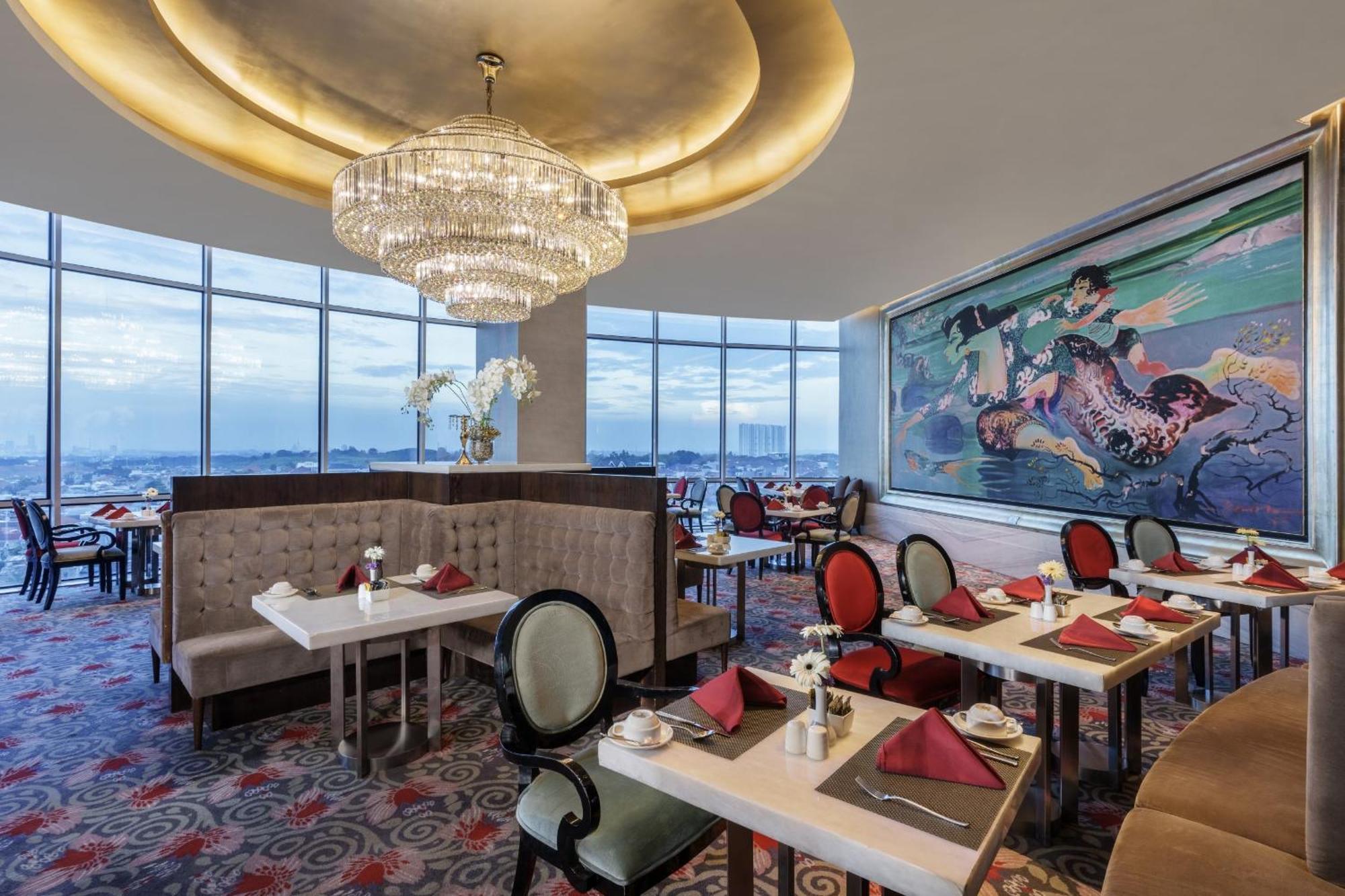 Hotel Ciputra World Surabaya Managed By Swiss-Belhotel International Kültér fotó